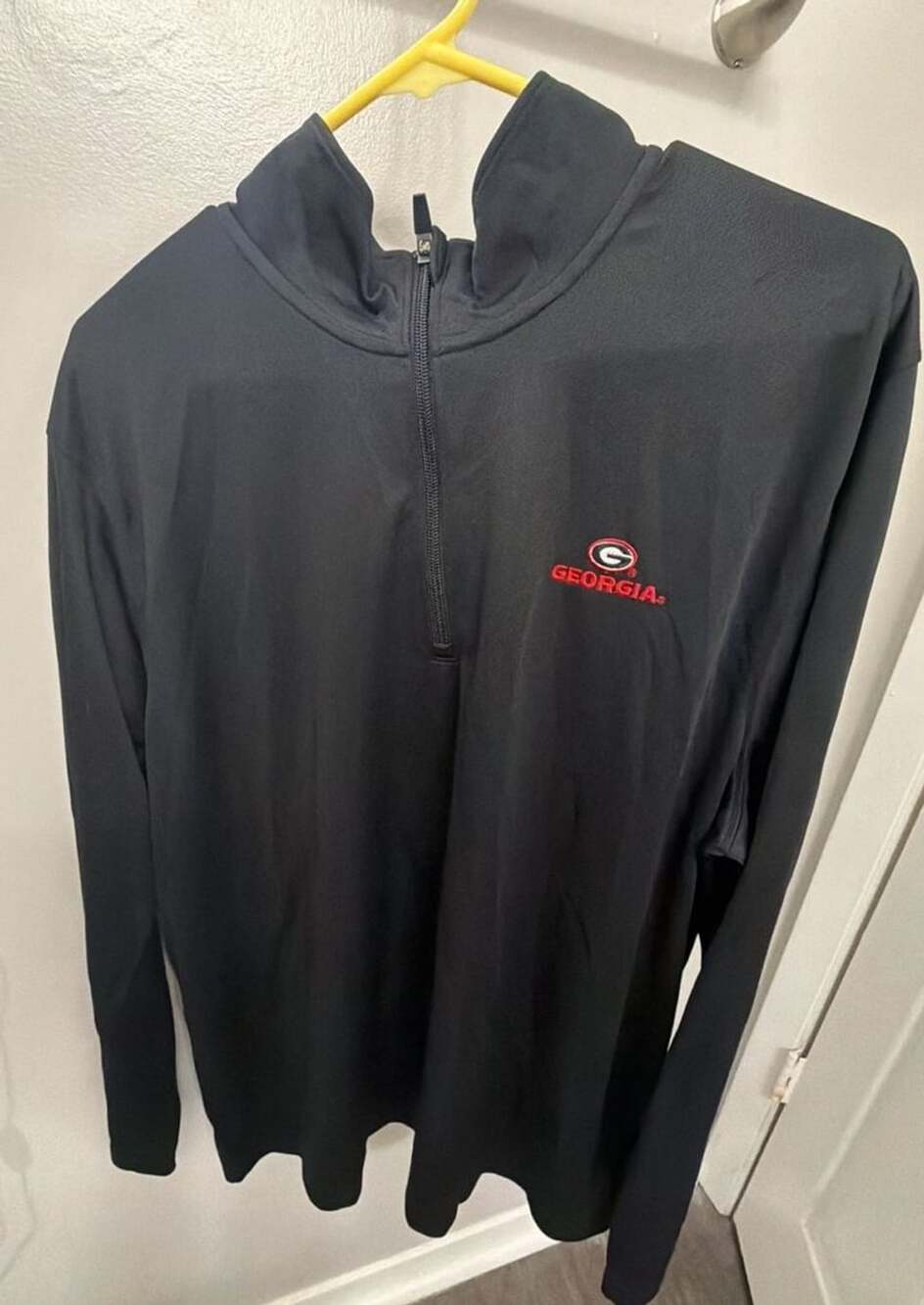Champion Georgia Bulldogs 1/4 Zip Lightweight Pullover Black Men’s Large
